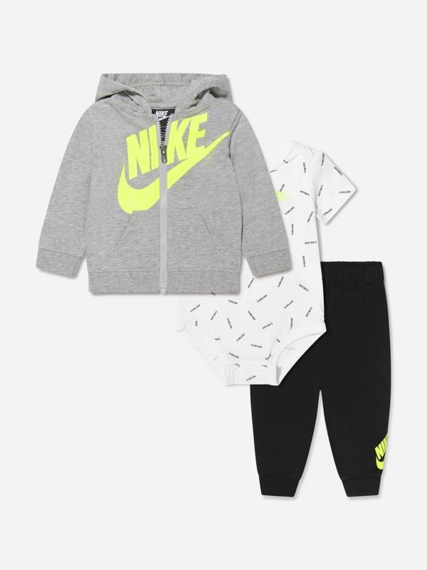 Nike Baby Boys JDI Toss 3 Piece Set in Black