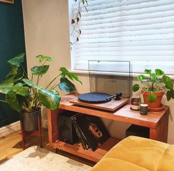 The Bespoke Carpentry Co Record Player Stand with Storage