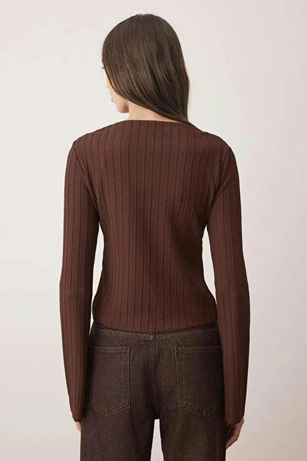 WOVCOR Asymmetrical Flexible Knit Blouse with Button Detail