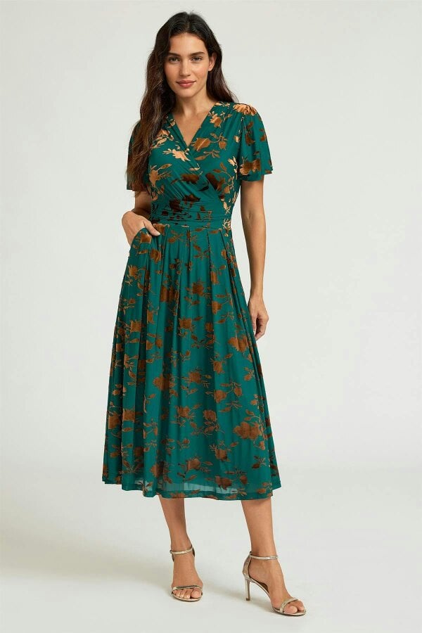 FS Collection Velvet Flock Short Sleeve Midi Dress In Jade Green