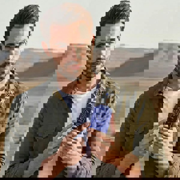 Anfar 1950 Zenit Nomad 100ml Extrait parfum with model in desert