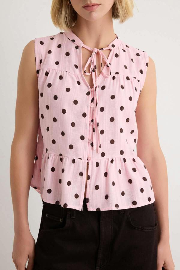 WOVCOR Sleeveless Mandarin Collar Relaxed Fit Shirt