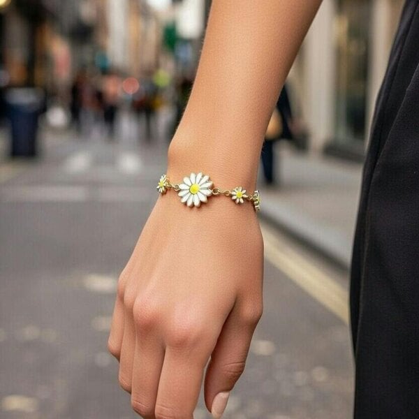 The Colourful Aura Sun Flower Charms Summer Indie Boho Daisy Floral Adjustable Bracelet