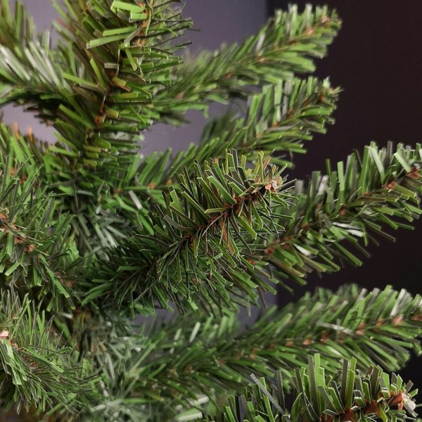 Samuel Alexander 60cm Mini Richmond Christmas Tree in a Burlap Base with 72 Tips
