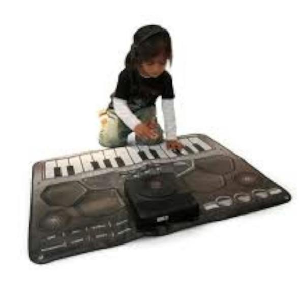 Thumbsup! MUSMAT Music Playmat With Built In Speakers & Amplifier