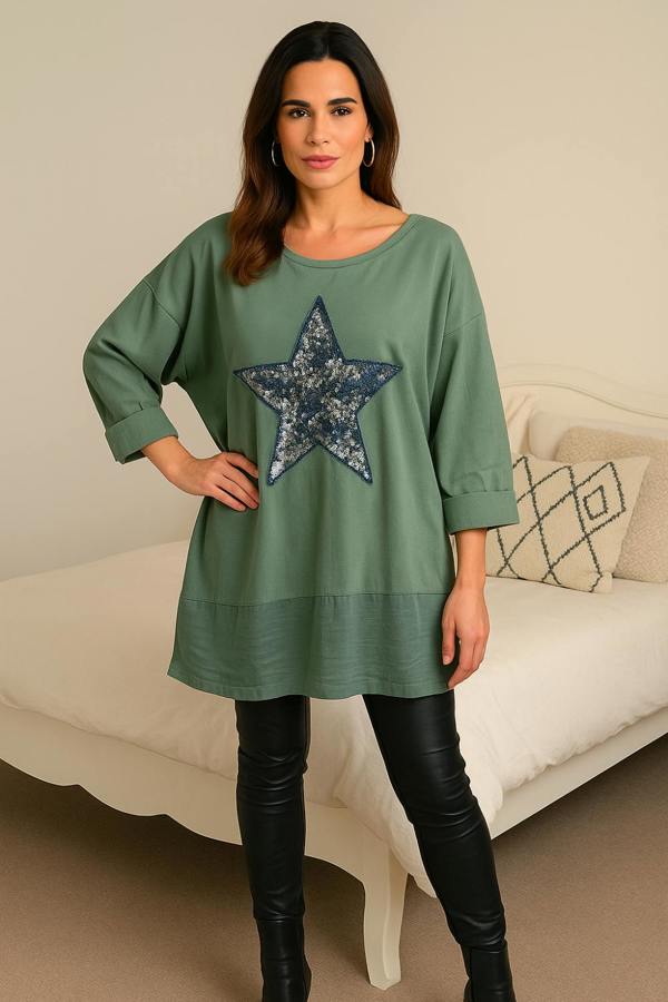 Hoxton Gal Oversized Long Sleeve Star Sequin Crew Neck Top in Green
