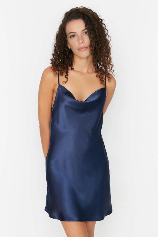 WOVCOR V-neck Back Detailed Satin Nightdress