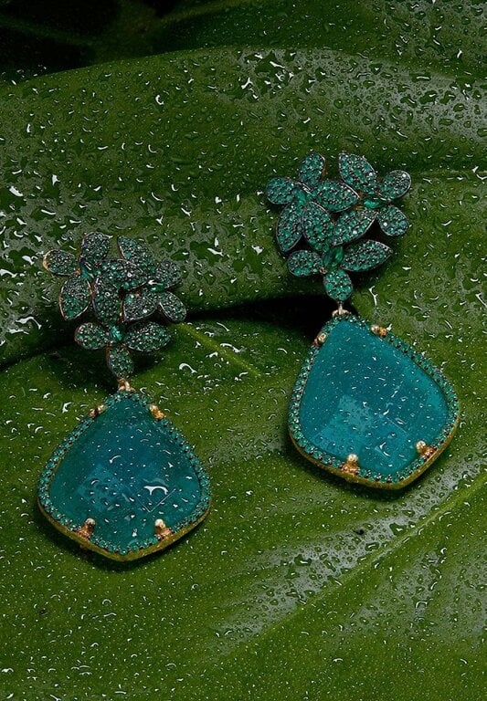 Latelita Flowers Green Onyx Teardrop Earrings Gold