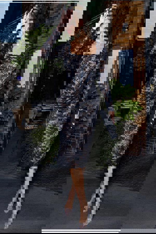 Scalloped Lace Corset Bodice Midi Dress - Black DR4526