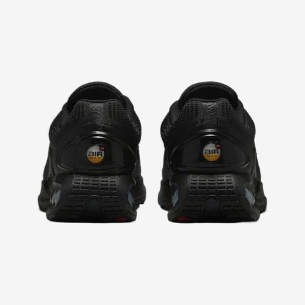 Nike FJ3145-003 Sneakers   in  Black