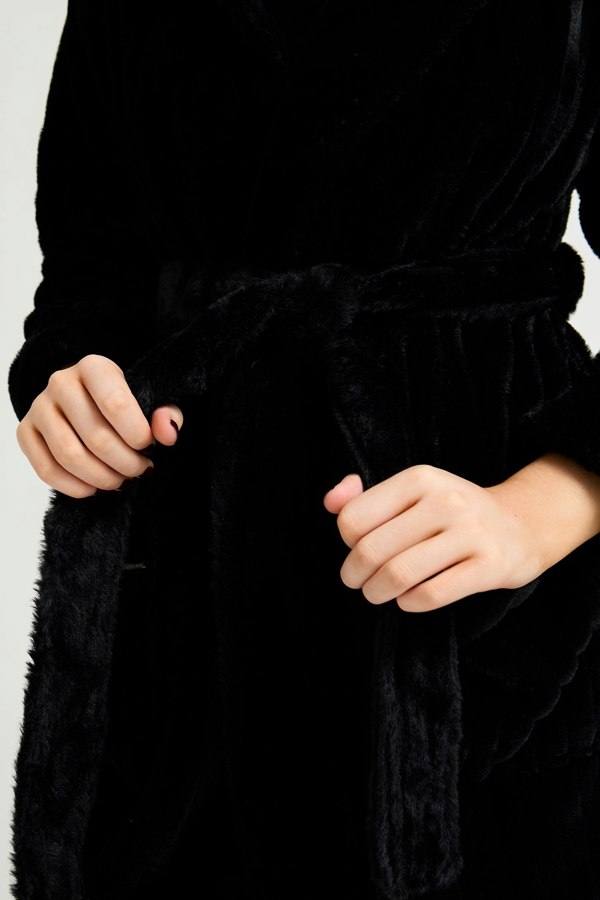 Pretty You London Cloud Robe in Black