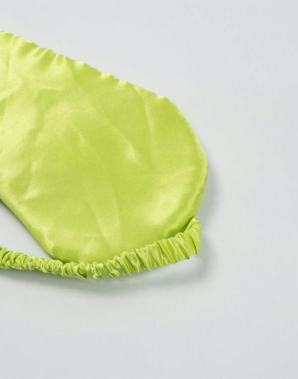 The Grinch Unisex Green Character Hot Water Bottle With Eye Mask and Socks (One Size)