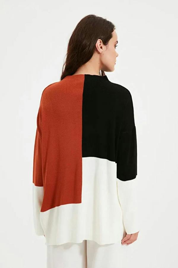 Hoxton Gal Blocked High Neck Knit Sweater
