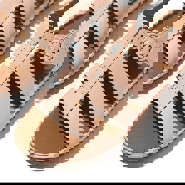 FitFlop GRACIE RUBBER-BUCKLE Womens Fisherman Sandals Sandy Beige