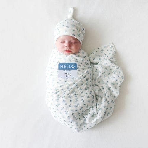 Lulujo - Hello World Bamboo Hat and Swaddle Gift Set - Blueberries