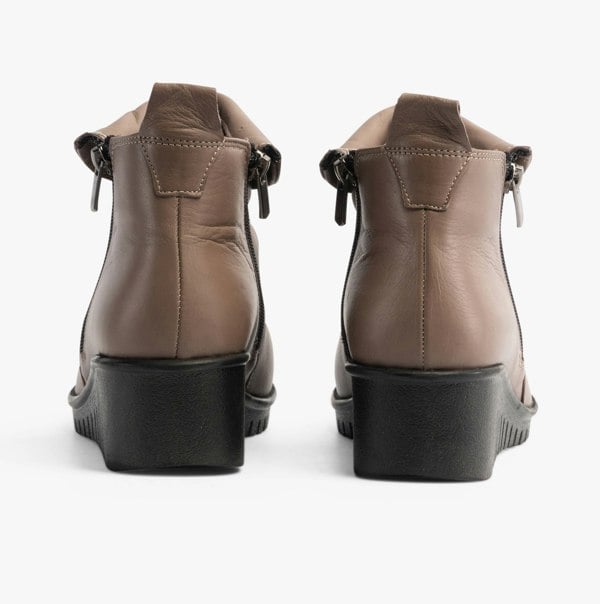 Lotus CORDELIA Womens Boots Clay