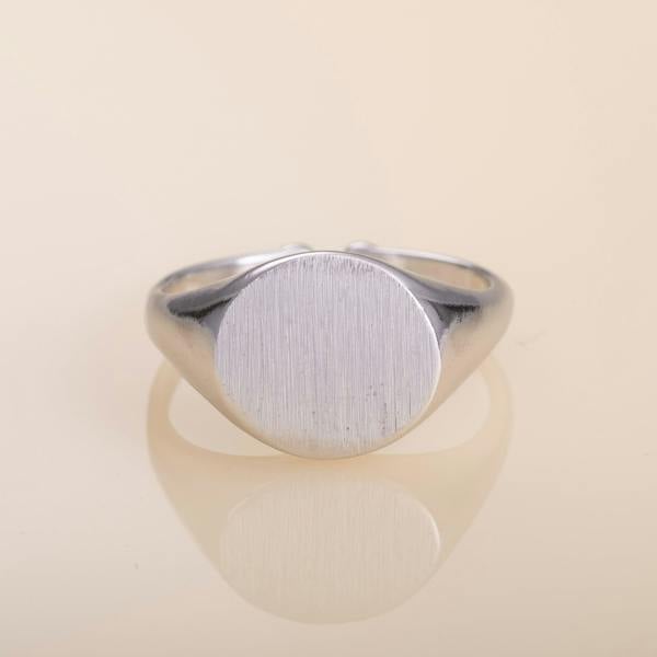 Adjustable Round Signet Ring for Women - namana.london
