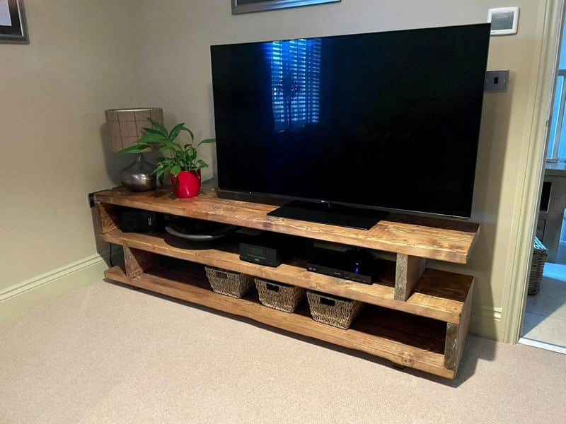 The Bespoke Carpentry Co TV Stand - S Shape