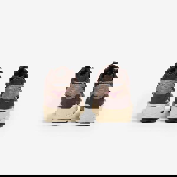 Mizuno Unisex Adult Contender Cordura Trainers - Beige - 