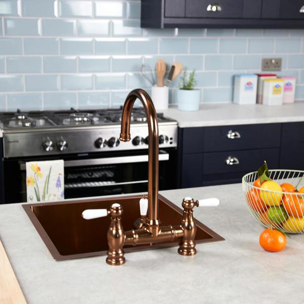 Flode klas | Traditional Bridge Style 3 in 1 Instant Boiling Tap | White Ceramic Levers | Brushed Copper Finish