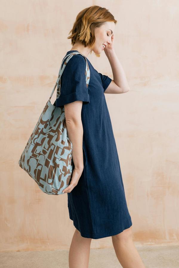 Lily & Me Linen Blend Highline Print Tote Bag Mocha