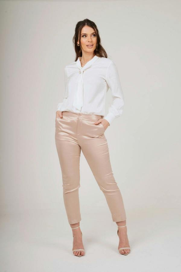 LuvForever Long Sleeved Bow-Tie V-Neck Shirt