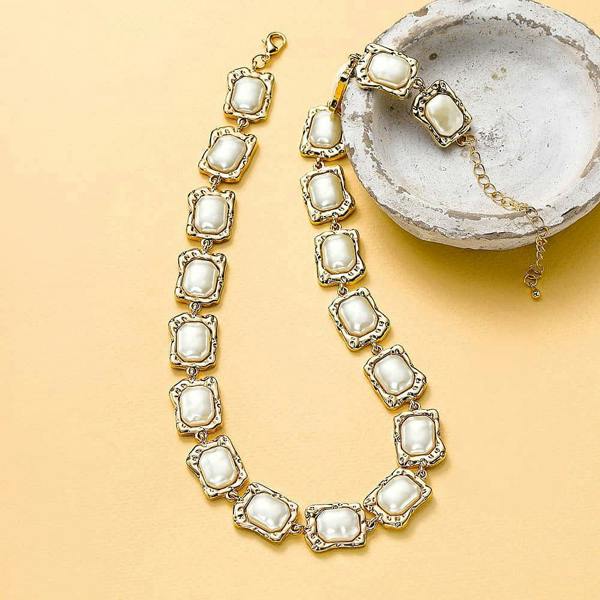 Pia Faux Pearl Necklace, Gold-Tone Textured Statement