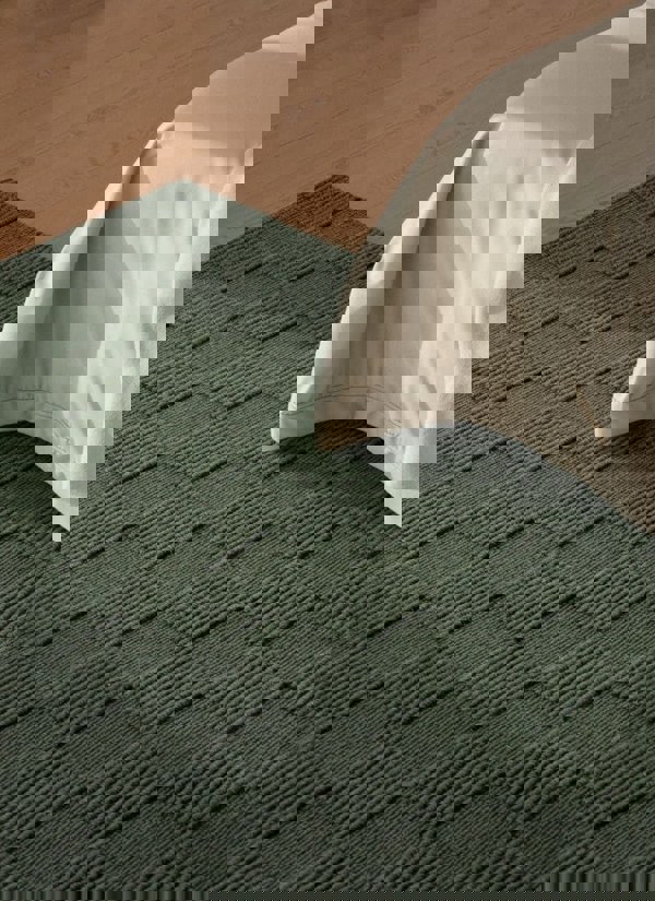 The Rugs Scala Handwoven Wool Rug - Quality Checkered Design