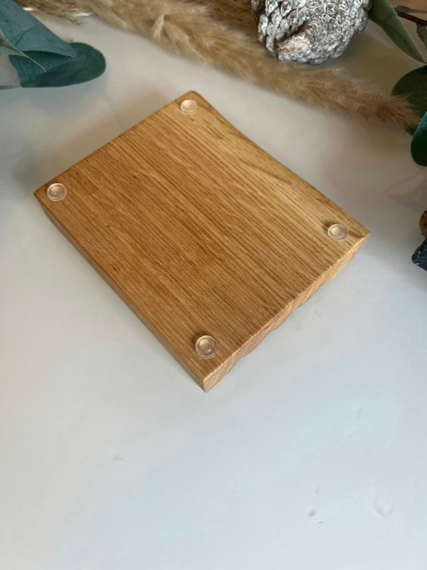 Giraffes & Craftz Oak Live Edge Soap Dish