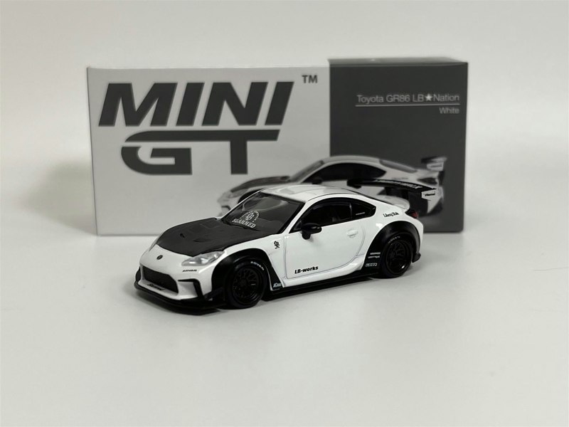 Mini GT Toyota GR86 LB Nation White LHD 1:64 Scale MGT00769L