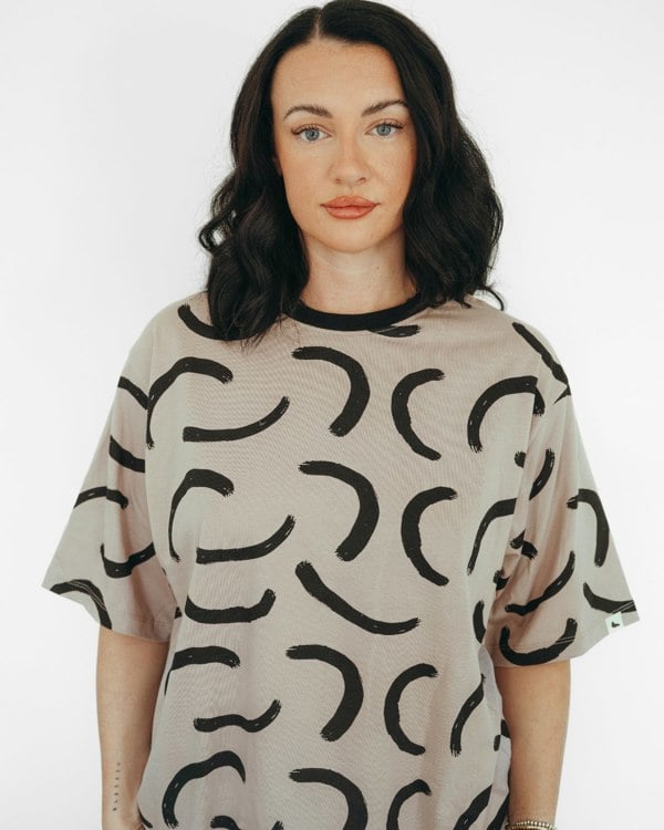 Elsie Stone Cove Print Oversized T-Shirt - image 1