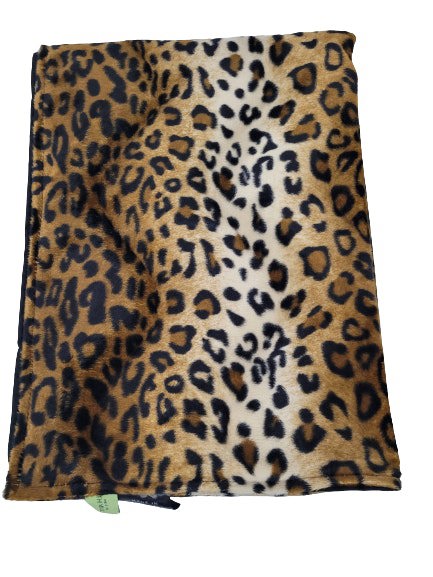 Made in the Mill Water Resistant Cosy Fleece Blanket – Brown Leopard Print
