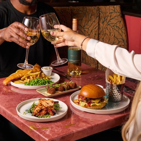 Virgin Experience Days Three Course Meal with a Prosecco or Beer for Two at Slug & Lettuce