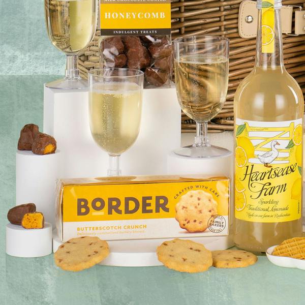 The Perfect Picnic Hamper
