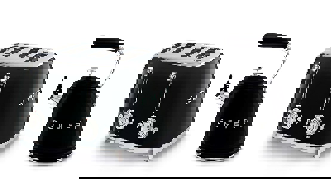 Smeg WKF01 Whistling Stovetop Kettle & TSF03 4-Slice Toaster Bundle