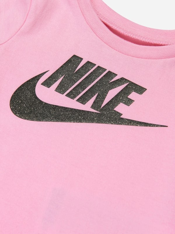 Nike Girls Futura Logo T-Shirt in Pink