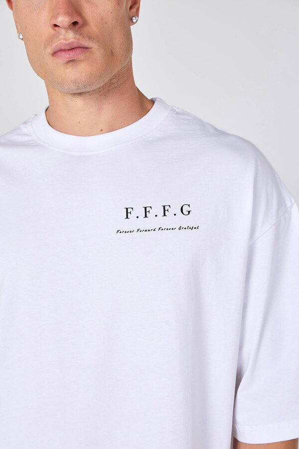 Elaina Fashion Heavyweight Oversized Graphic T-Shirt