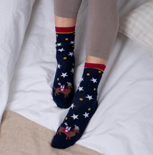 Totes Isotoner NOVELTY ANKLE Womens Socks Dog: One Size