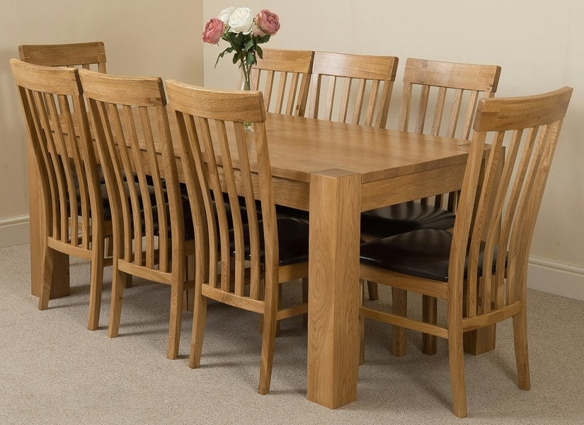That's Furniture Kuba Large Oak Dining Table with Harvard Oak Chairs