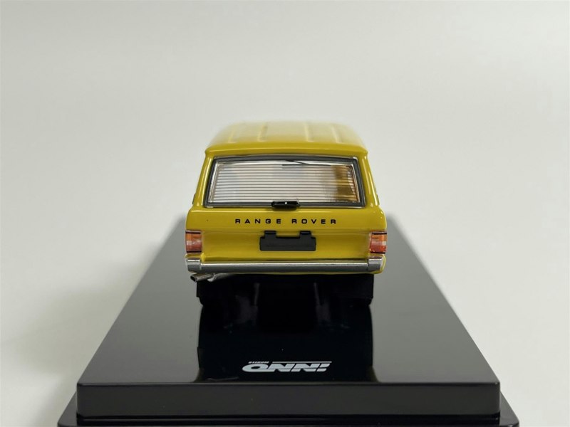 Inno 64 Range Rover Classic Sanglow Yellow 1:64 Scale Inno IN64RRCSGYL