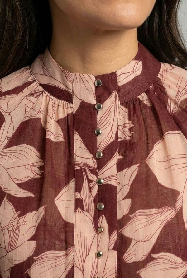 Izabel London Floral Long Sleeve Collarless Shirt