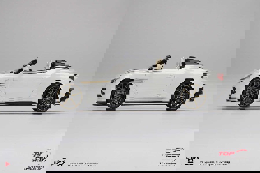 TSM Aston Martin Vanquish Zagato Speedster Escaping White  1:18 Scale TSM TS0229