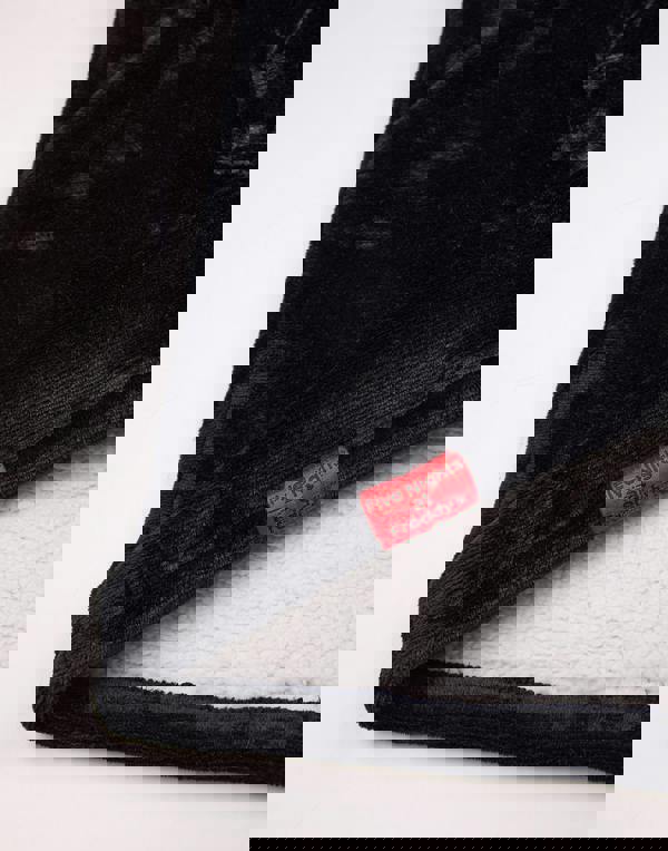 Five Nights At Freddy's Boys Black Character Blanket Hoodie (One Size)