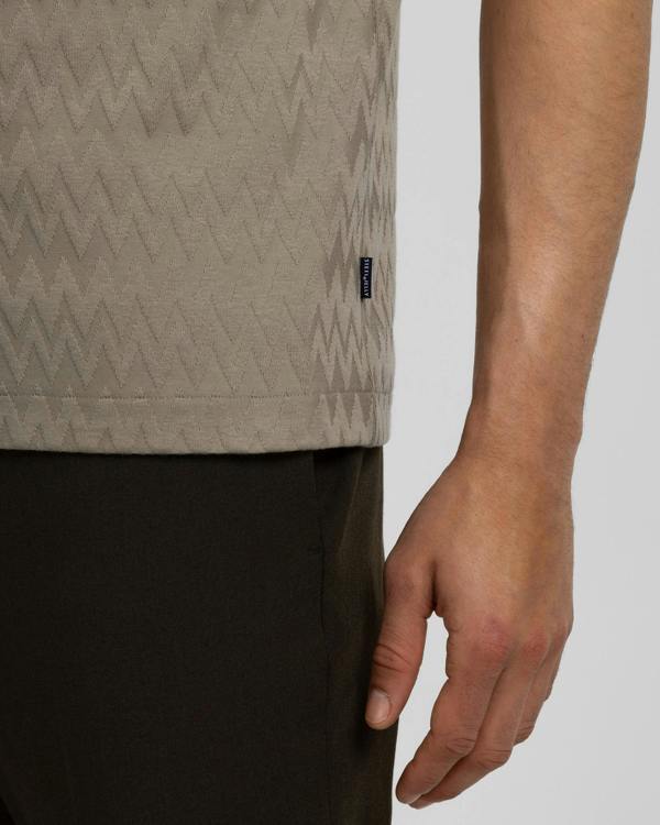 Steel & Jelly Beckton - Zigzag Textured Polo Shirt