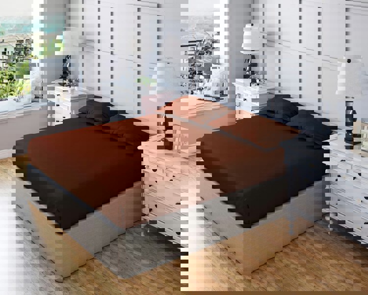 Snug City Non Iron Polycotton Plain Dyed Fitted Sheet Extra Deep 25cm Elasticated Skirt