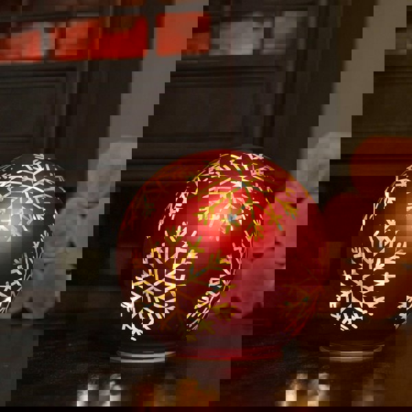 Samuel Alexander 15cm Battery Operated Light up Snowflake Glass Ball in Red with Warm White LEDs