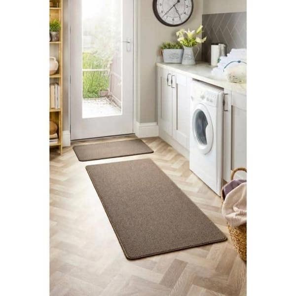 The Rugs Washable Mat & Runners: Durable Plain Design
