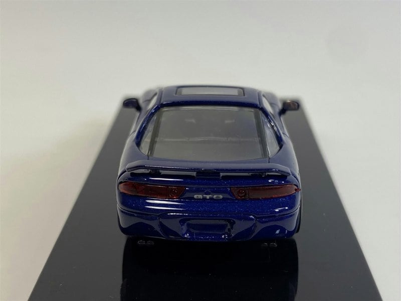 mitsubishi 3000gt gto mariana blue metallic rhd 1:64 paragon 65138