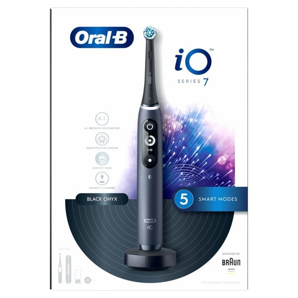 Oral-B iO 7 Electric Toothbrush - Black