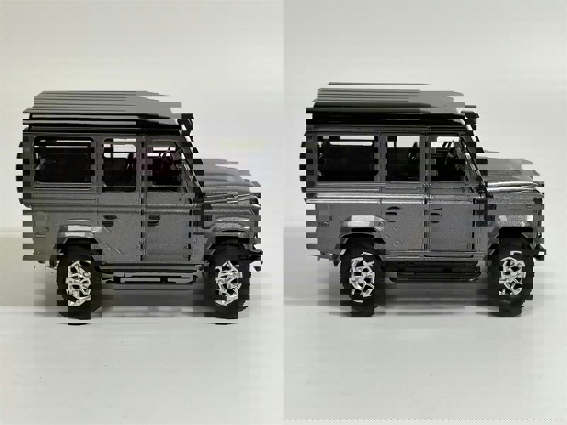 Tayumo Land Rover Defender 110 Grey LHD 1:36 Pull & Go Tayumo 36100013
